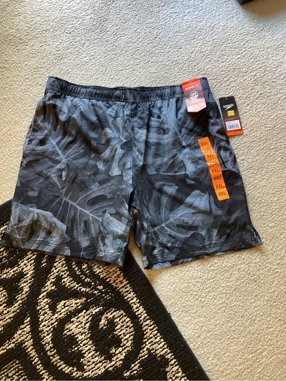 Speedo Men's Black & Dark Gray Tropical Swim Trunks